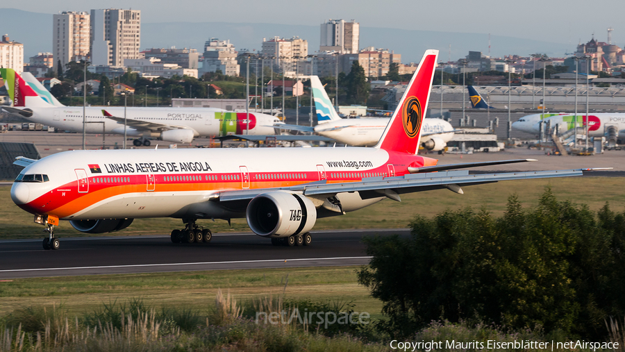 TAAG Angola Airlines Boeing 777-3M2(ER) (D2-TEH) | Photo 158124