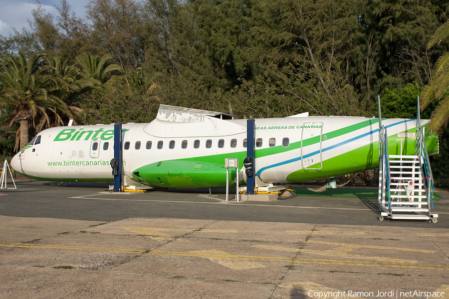 Binter Canarias ATR 42-320 (D4-CBQ) | Photo 199389