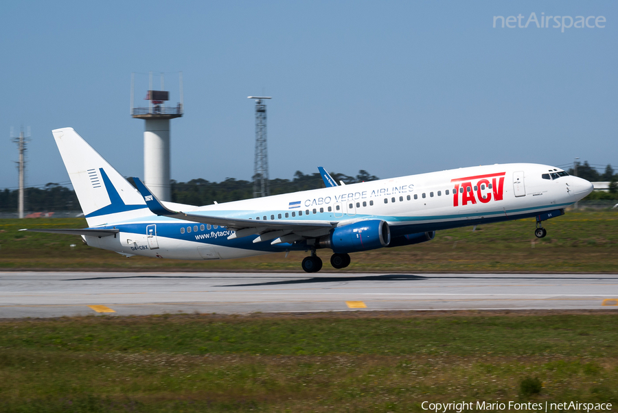TACV - Cabo Verde Airlines Boeing 737-8Q8 (D4-CBX) | Photo 72971