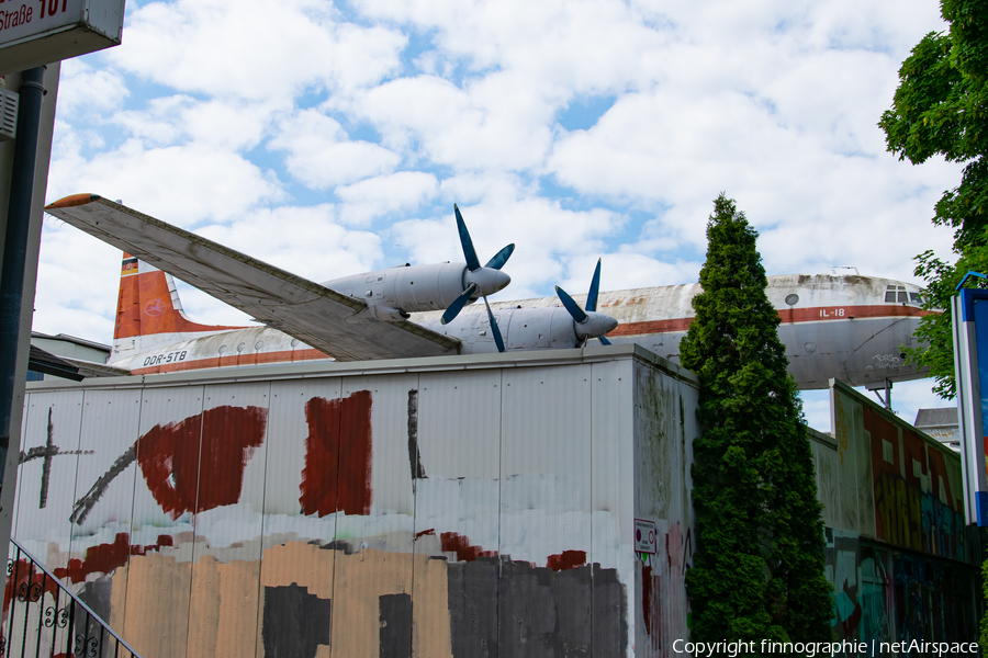 Interflug Ilyushin Il-18V (DDR-STB) | Photo 572913