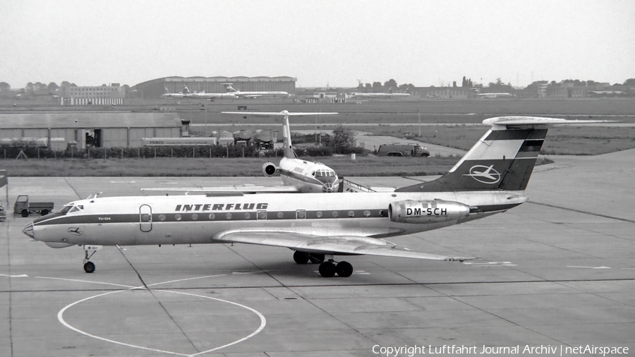 Interflug Tupolev Tu-134A (DM-SCH) | Photo 406946