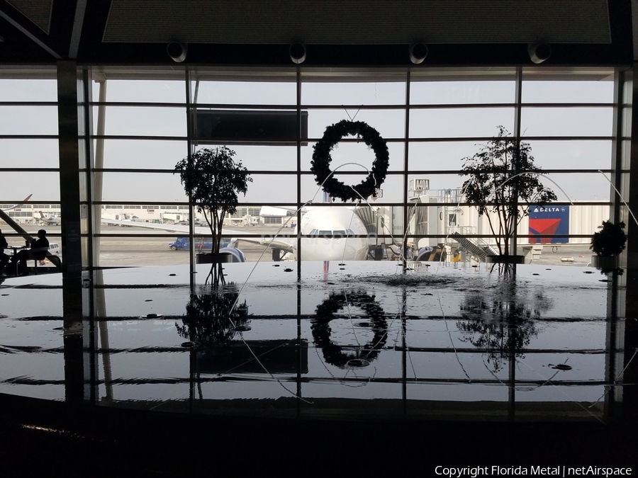 Aviation photo 548792