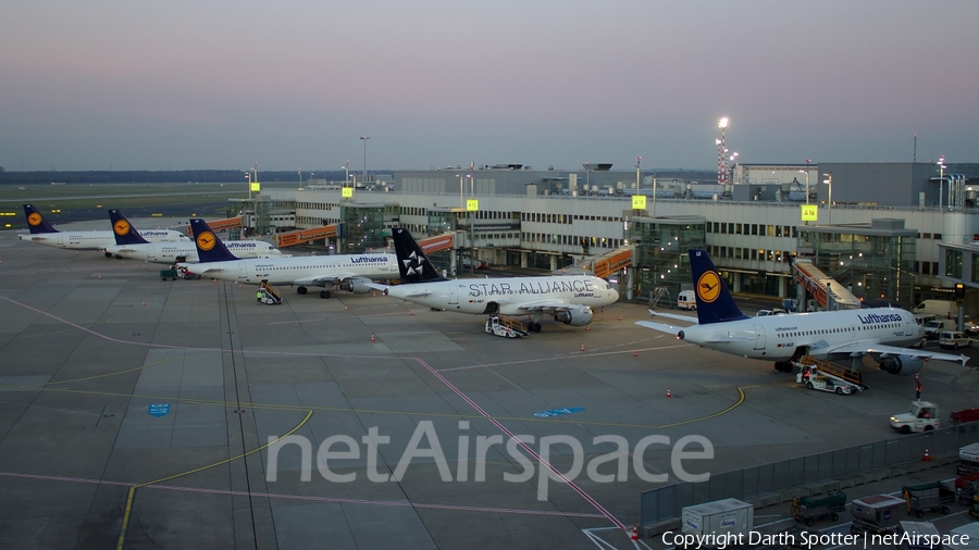 Aviation photo 214235