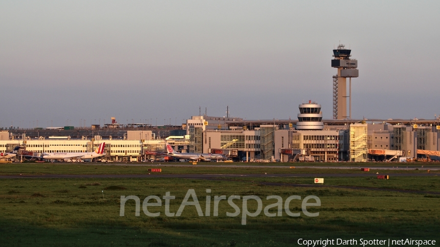 Aviation photo 271966