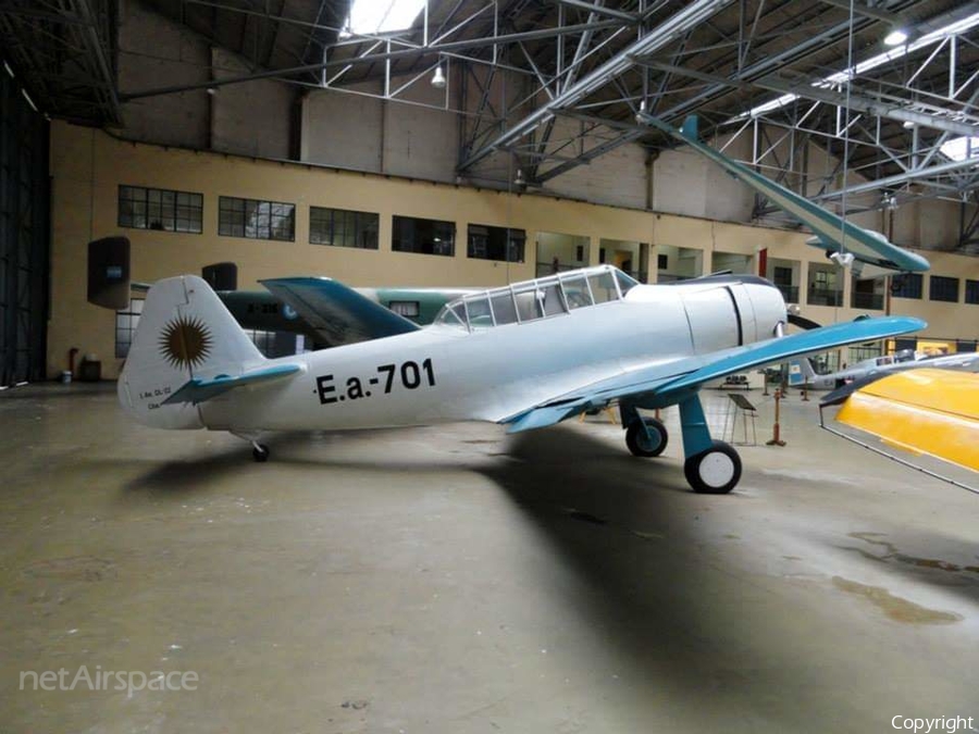 Argentine Air Force (Fuerza Aérea Argentina) FMA I.Ae. 22 DL (EA-701) | Photo 451704