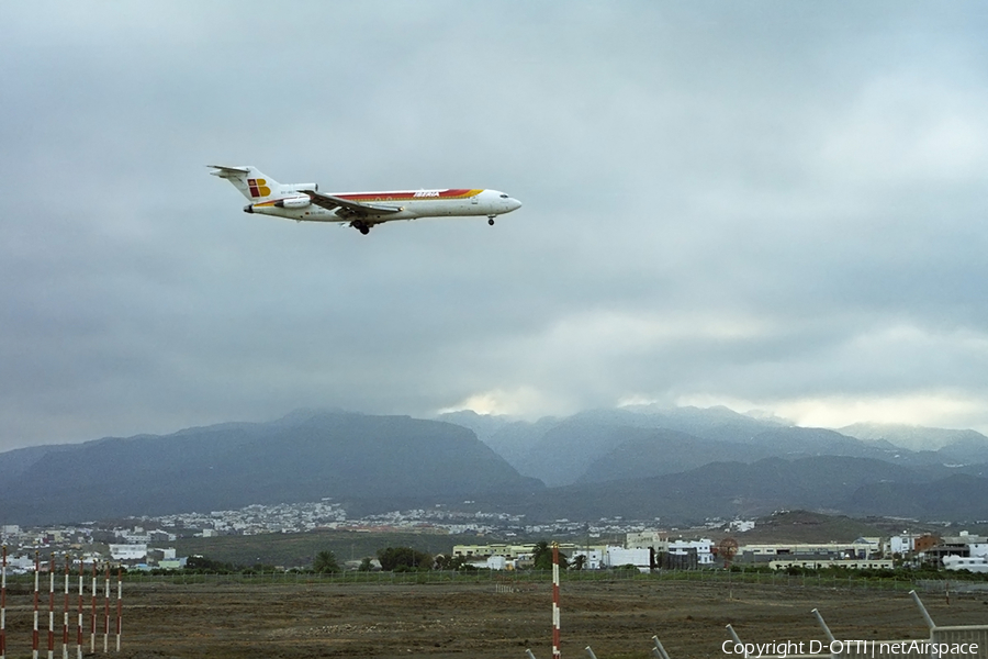 Iberia Boeing 727-256(Adv) (EC-DCC) | Photo 373265