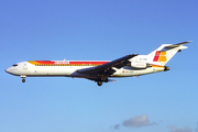 Iberia Boeing 727-256(Adv) (EC-DDZ) at  Gran Canaria, Spain