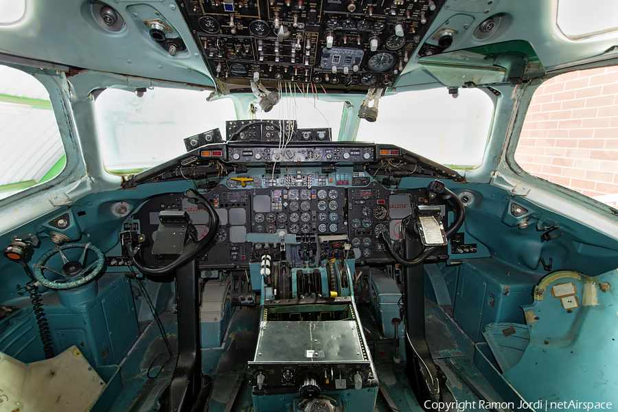 (Private) McDonnell Douglas DC-9-34(CF) (EC-DGC) | Photo 133303