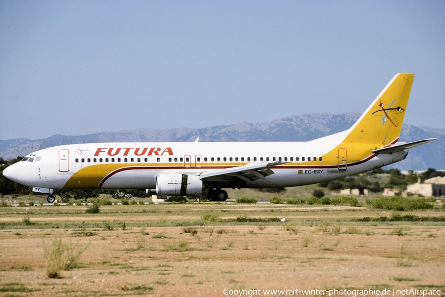 Futura International Airways Boeing 737-4Y0 (EC-EXY) | Photo 482755