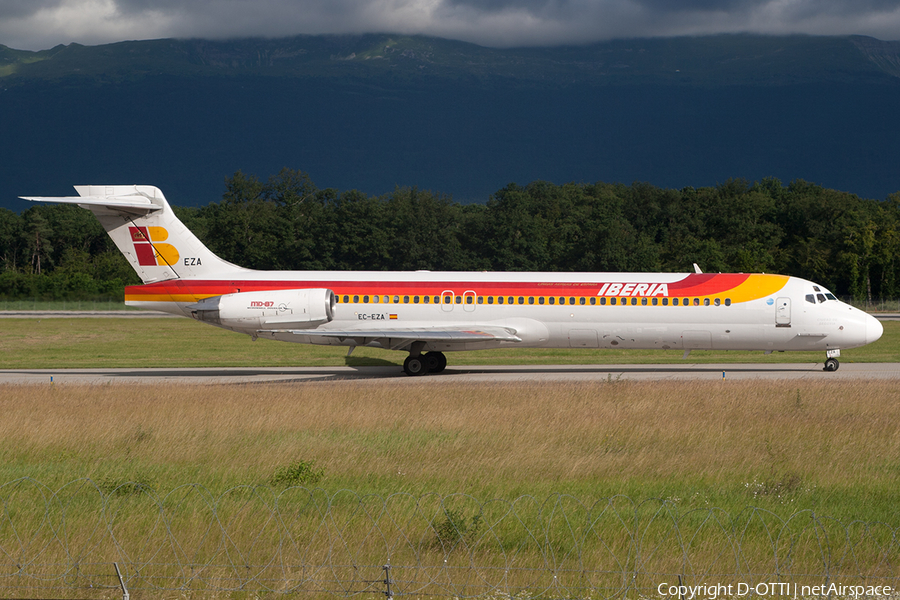 Iberia McDonnell Douglas MD-87 (EC-EZA) | Photo 201441