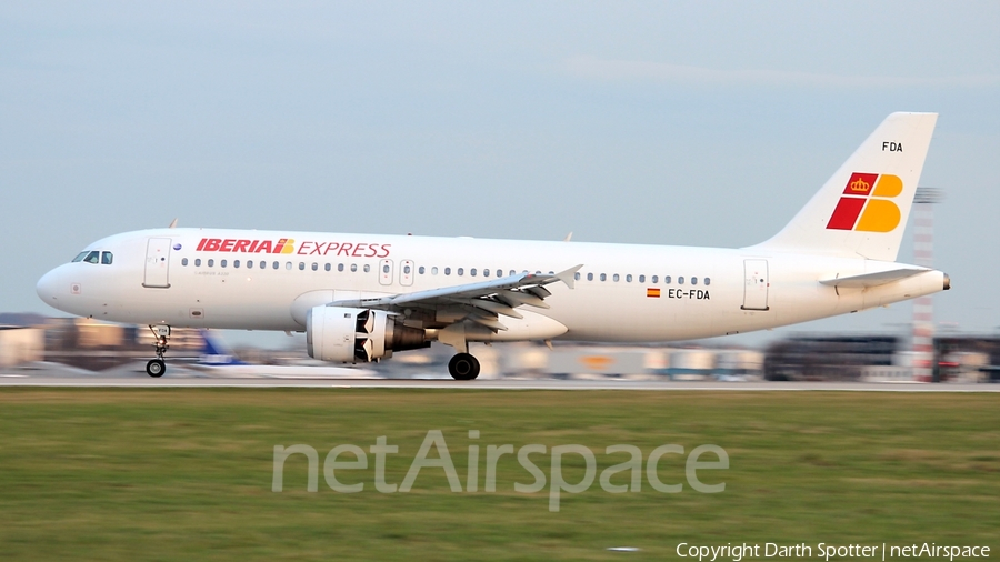 Iberia Express Airbus A320-211 (EC-FDA) | Photo 208589