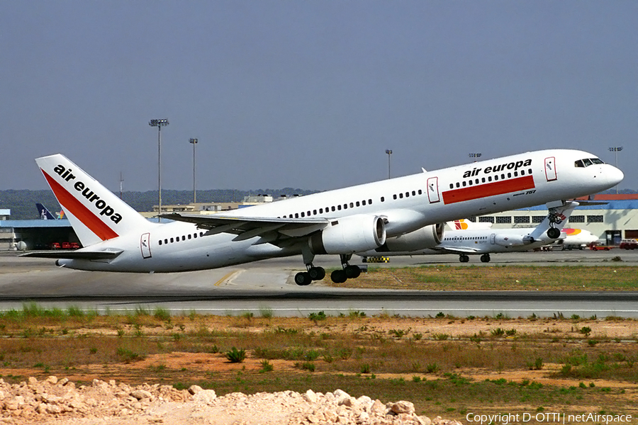 Air Europa Boeing 757-236 (EC-FEF) | Photo 147761