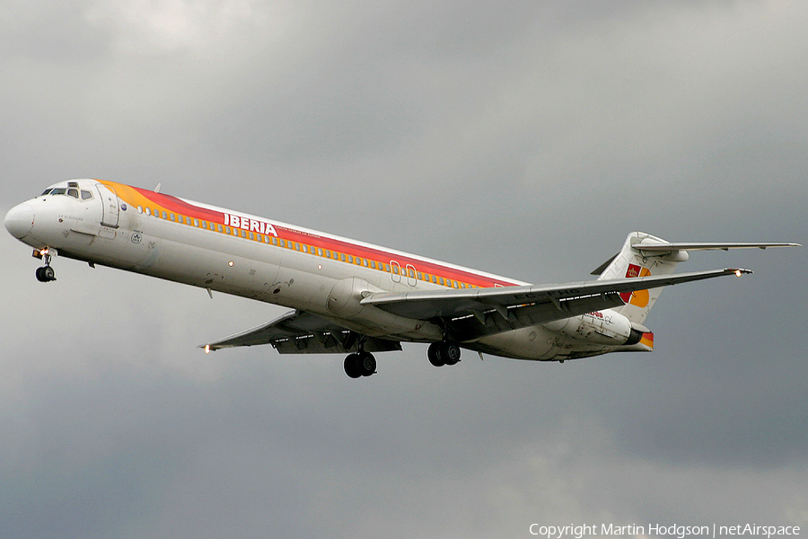 Iberia McDonnell Douglas MD-88 (EC-FHG) | Photo 2026