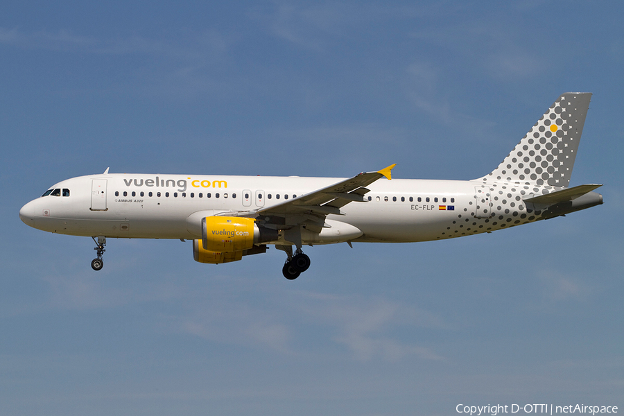 Vueling Airbus A320-211 (EC-FLP) | Photo 366147