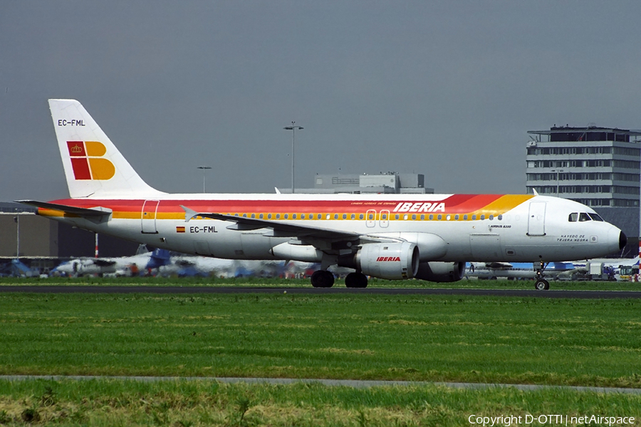 Iberia Airbus A320-211 (EC-FML) | Photo 324469