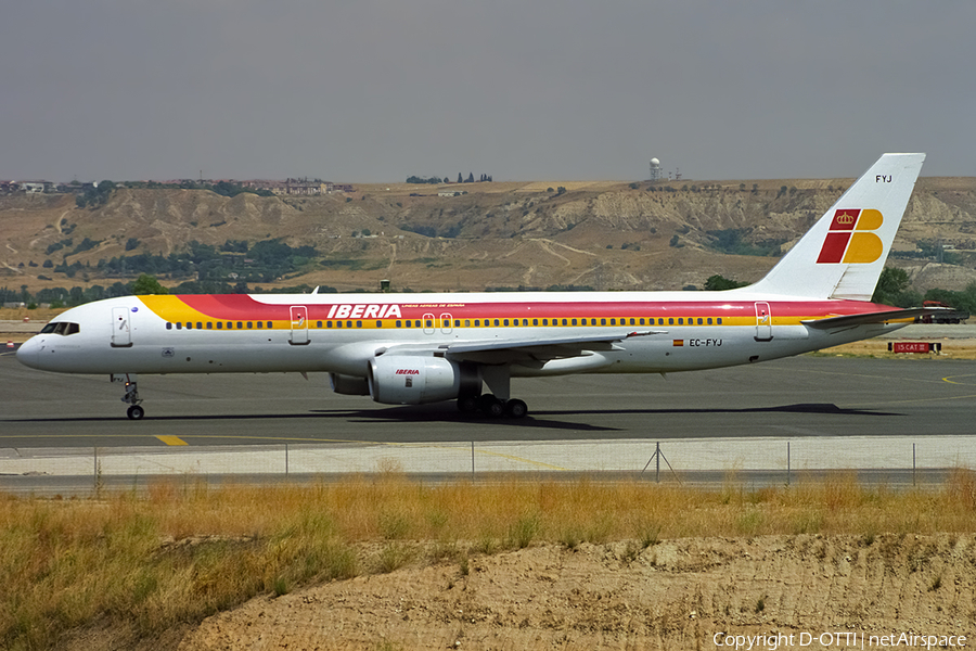 Iberia Boeing 757-256 (EC-FYJ) | Photo 495092
