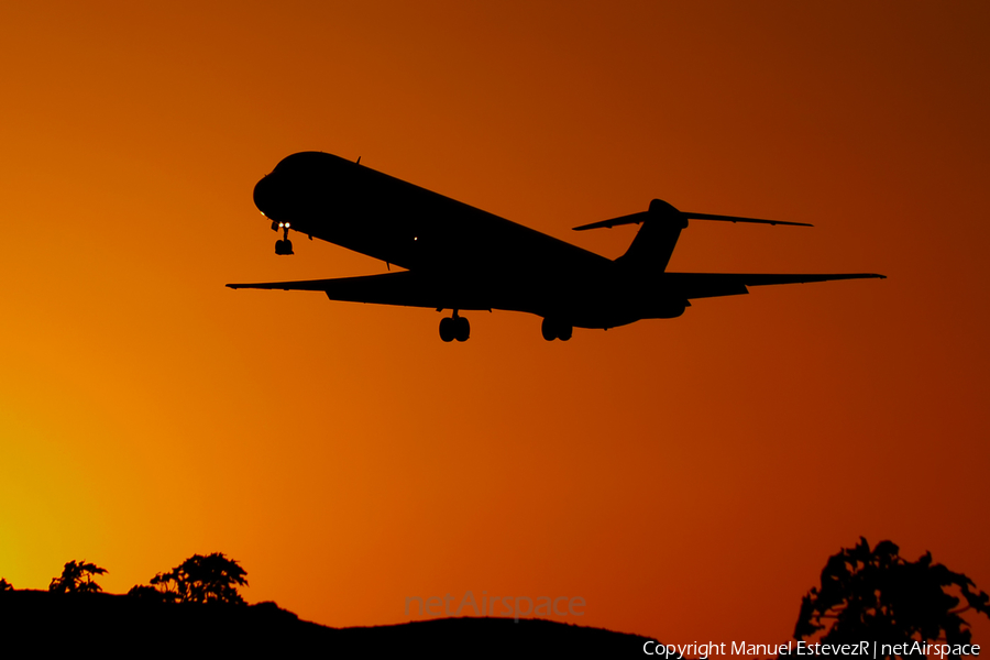 Spanair McDonnell Douglas MD-83 (EC-GAT) | Photo 141403