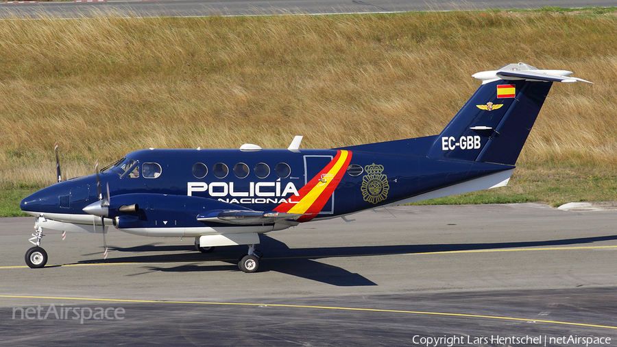 Spanish Police Beech King Air 200 (EC-GBB) | Photo 127679
