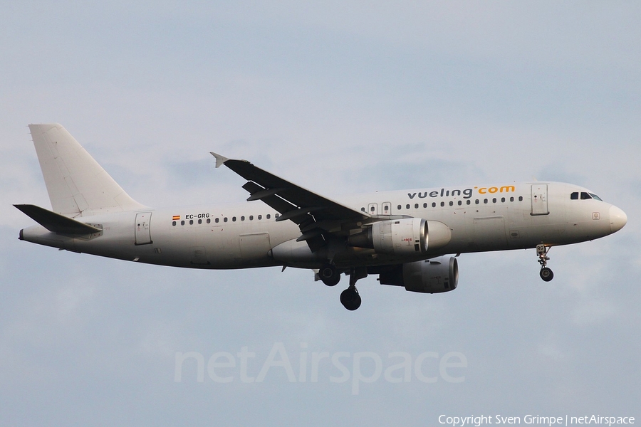 Vueling Airbus A320-211 (EC-GRG) | Photo 23108