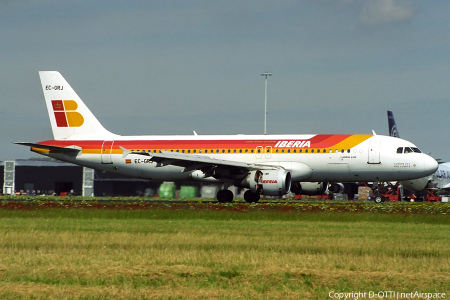 Iberia Airbus A320-211 (EC-GRJ) | Photo 344091