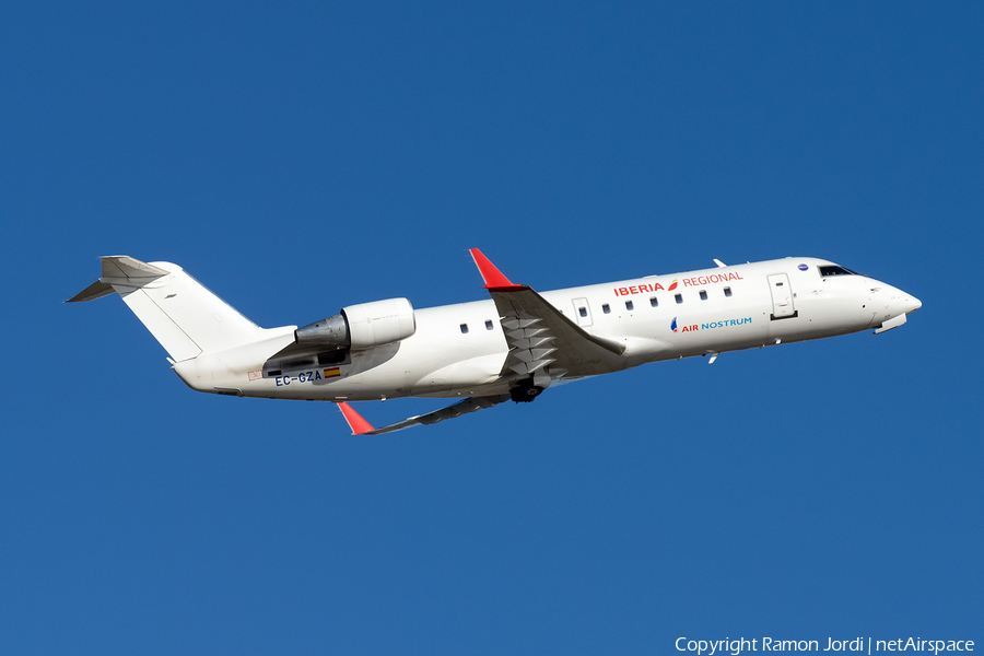 Iberia Regional (Air Nostrum) Bombardier CRJ-200ER (EC-GZA) | Photo 445942