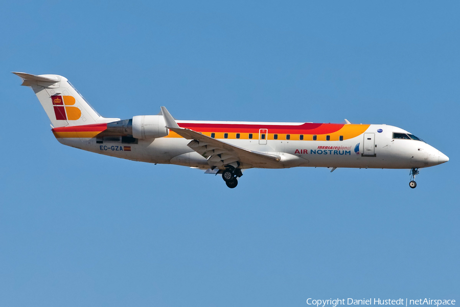 Iberia Regional (Air Nostrum) Bombardier CRJ-200ER (EC-GZA) | Photo 513338