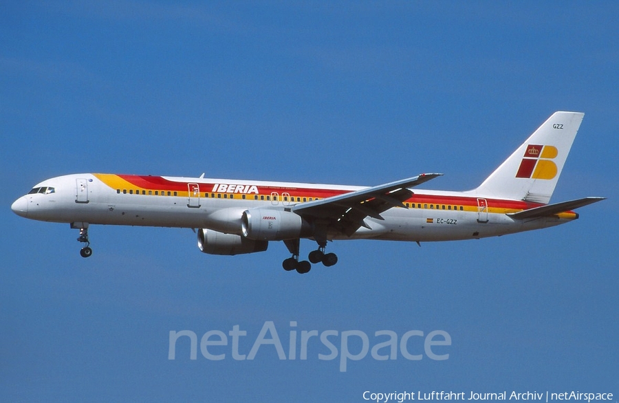 Iberia Boeing 757-256 (EC-GZZ) | Photo 404155