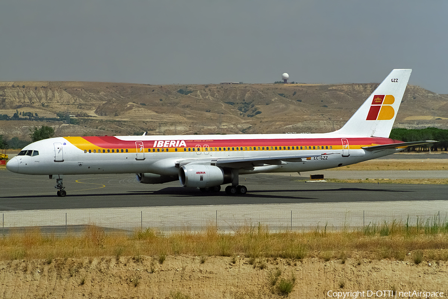 Iberia Boeing 757-256 (EC-GZZ) | Photo 495146