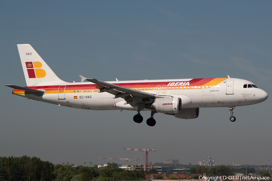 Iberia Airbus A320-214 (EC-HAG) | Photo 199761