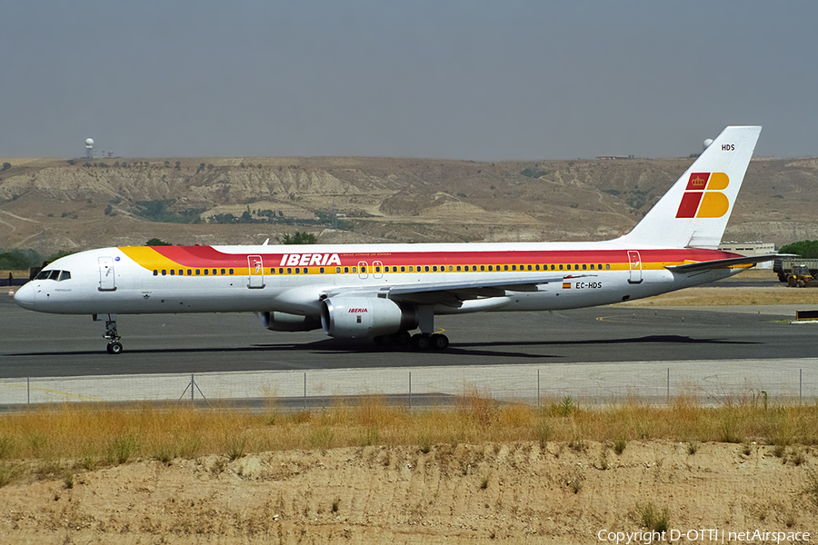 Iberia Boeing 757-256 (EC-HDS) | Photo 492898