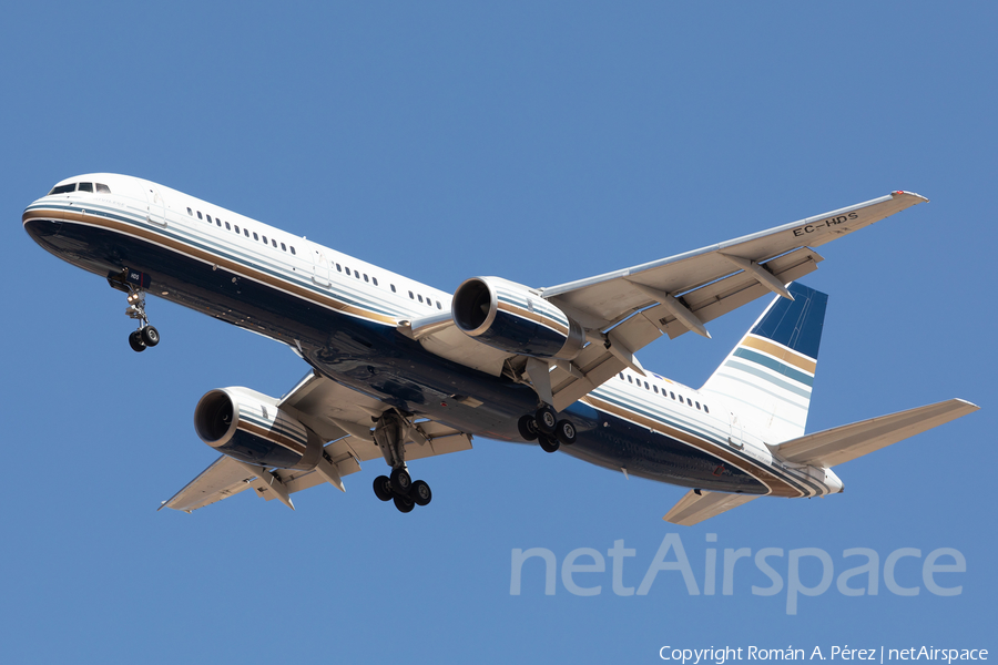Privilege Style Boeing 757-256 (EC-HDS) | Photo 564617