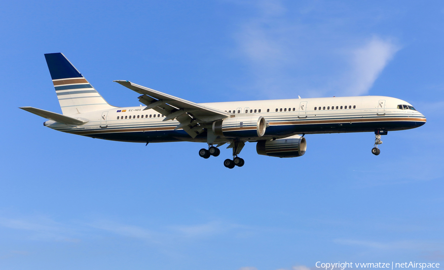 Privilege Style Boeing 757-256 (EC-HDS) | Photo 184543