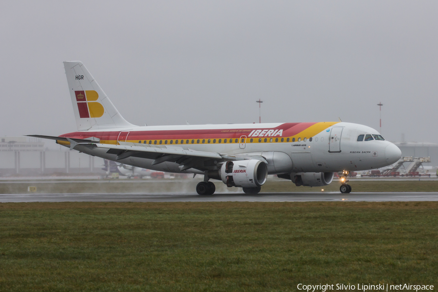 Iberia Airbus A319-112 (EC-HGR) | Photo 102994