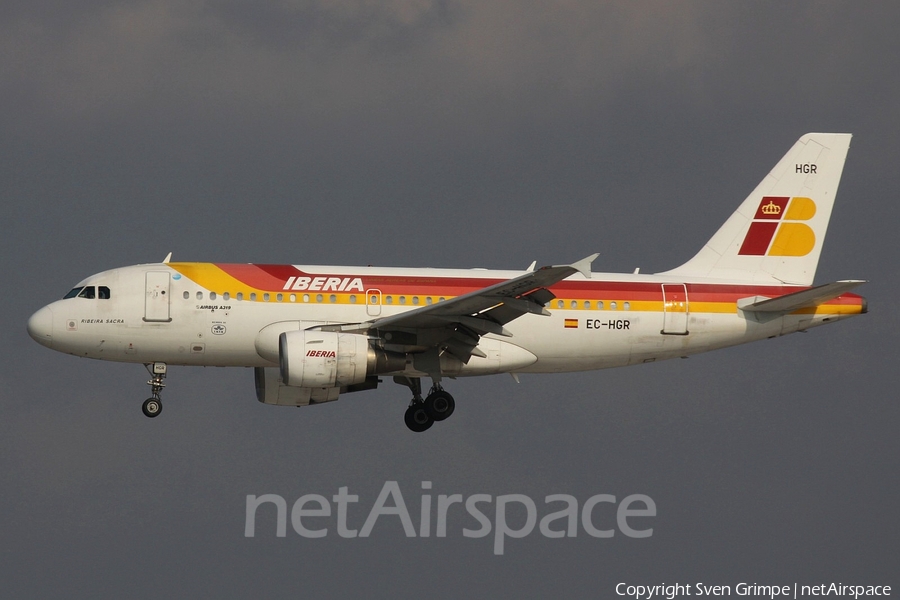 Iberia Airbus A319-112 (EC-HGR) | Photo 124841