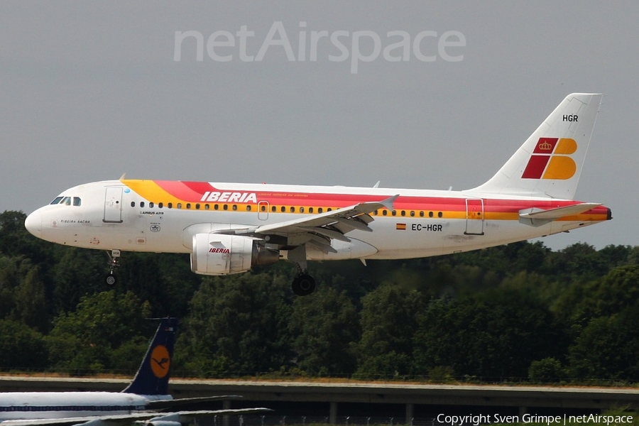 Iberia Airbus A319-112 (EC-HGR) | Photo 88860