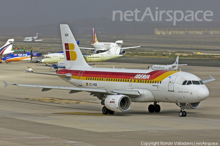 Iberia Airbus A319-112 (EC-HGR) | Photo 495188