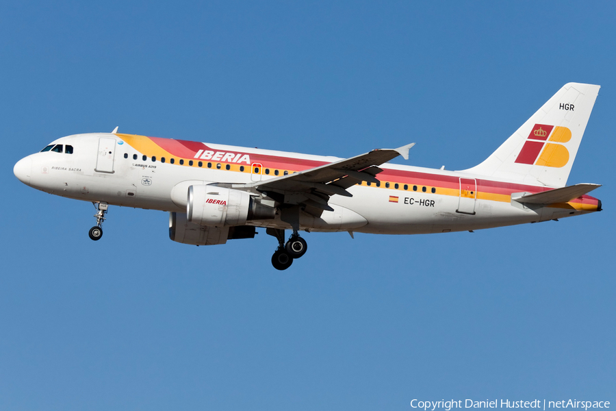 Iberia Airbus A319-112 (EC-HGR) | Photo 631782