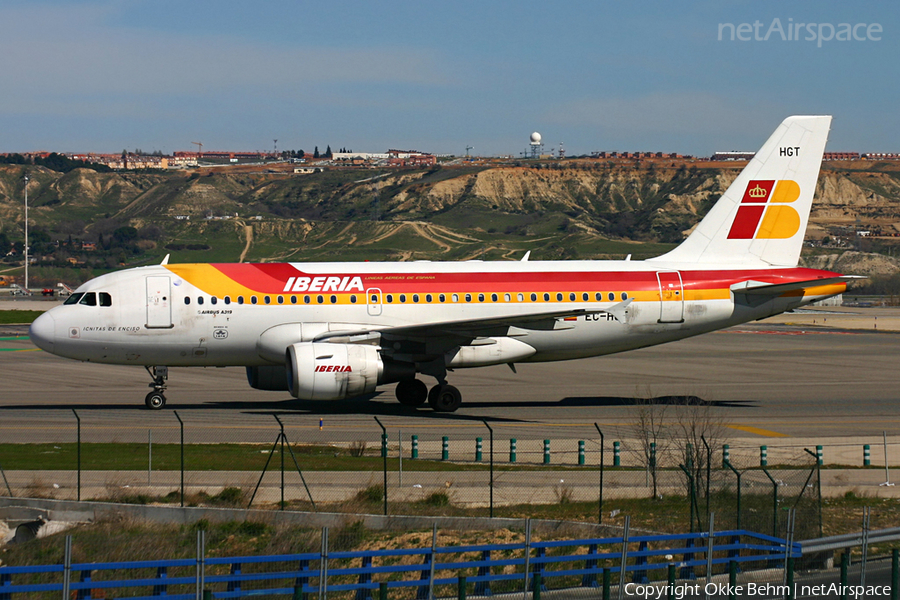 Iberia Airbus A319-111 (EC-HGT) | Photo 44709