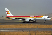 Iberia Boeing 757-256 (EC-HIQ) at  Madrid - Barajas, Spain