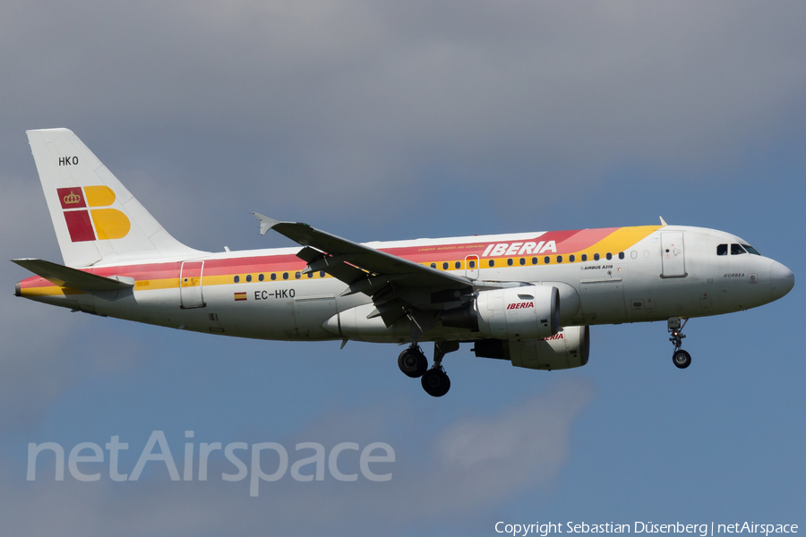 Iberia Airbus A319-111 (EC-HKO) | Photo 124468