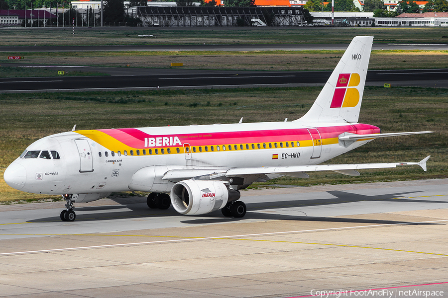 Iberia Airbus A319-111 (EC-HKO) | Photo 148066