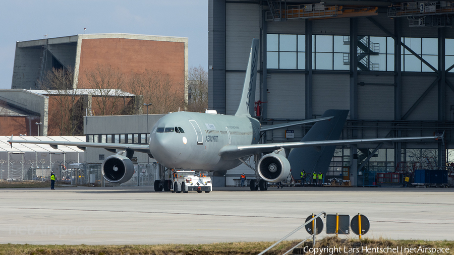 Airbus Industrie Airbus A310-324(MRTT) (EC-HLA) | Photo 438893