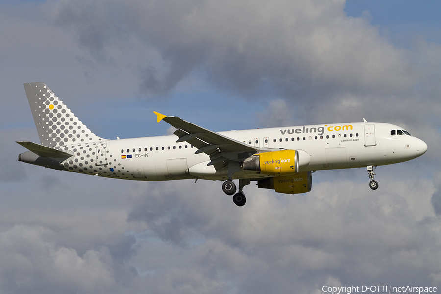 Vueling Airbus A320-214 (EC-HQI) | Photo 313089