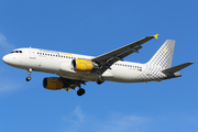 Vueling Airbus A320-214 (EC-HQI) at  Barcelona - El Prat, Spain