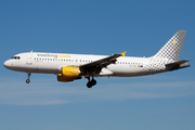 Vueling Airbus A320-214 (EC-HQI) at  Barcelona - El Prat, Spain