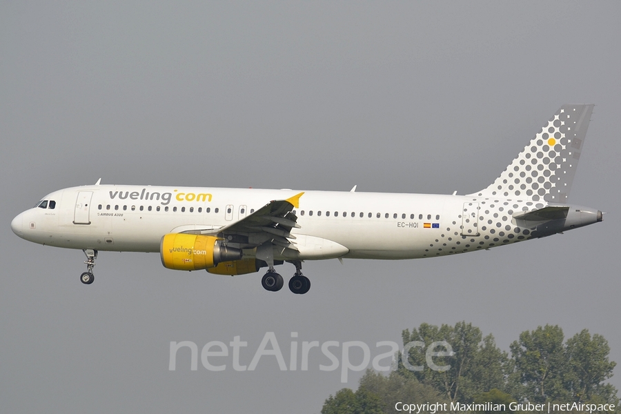 Vueling Airbus A320-214 (EC-HQI) | Photo 112259