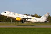 Vueling Airbus A320-214 (EC-HQJ) at  Hamburg - Fuhlsbuettel (Helmut Schmidt), Germany