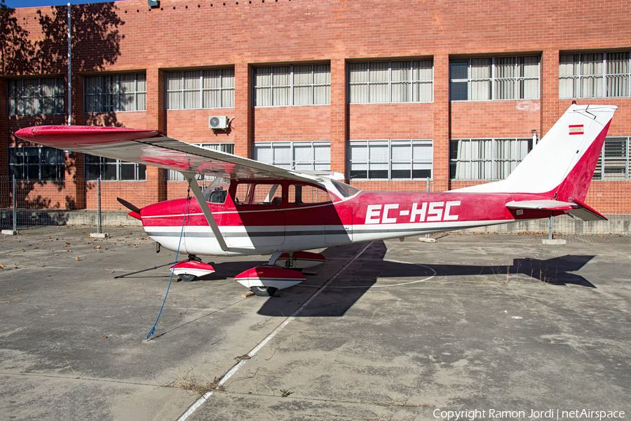 (Private) Cessna F172H Skyhawk (EC-HSC) | Photo 132402