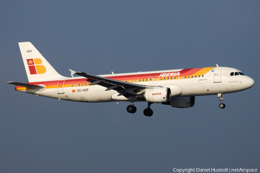 Iberia Airbus A320-214 (EC-HSF) | Photo 555026
