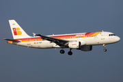 Iberia Airbus A320-214 (EC-HSF) at  Amsterdam - Schiphol, Netherlands